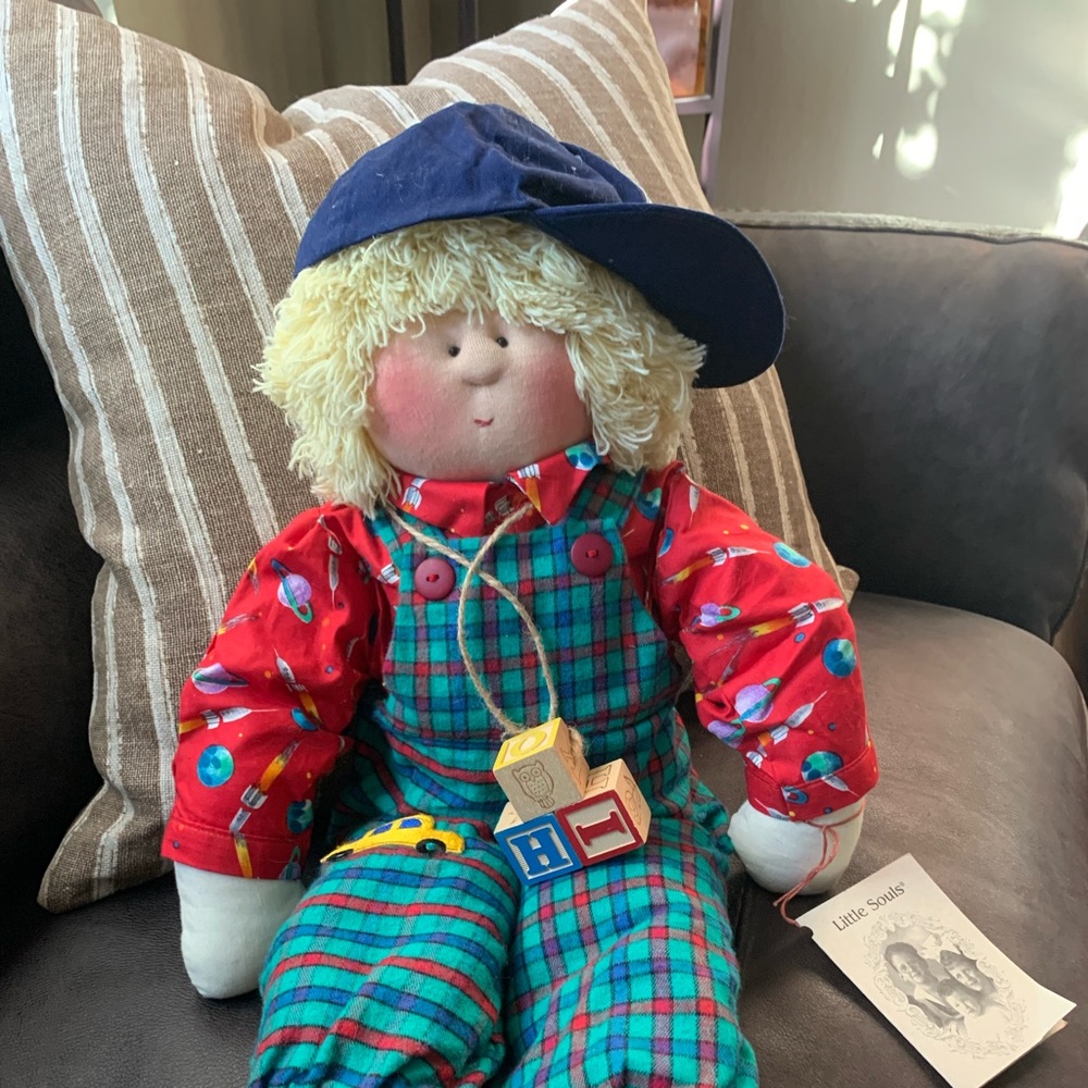 Little Souls Doll by Gretchen Wilson.  George is double signed by Gretchen.